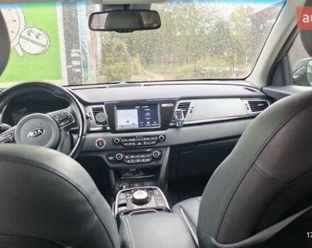 Синий Киа Niro, объемом двигателя 0 л и пробегом 153 тыс. км за 19100 $, фото 16 на Automoto.ua