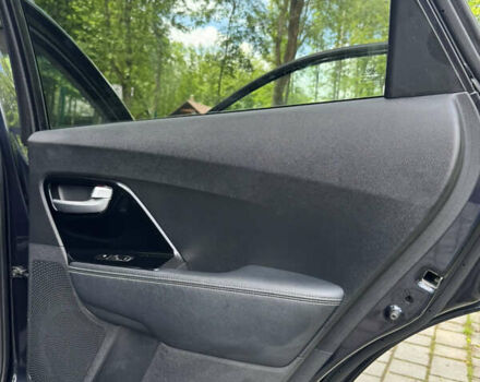 Синій Кіа Niro, об'ємом двигуна 0 л та пробігом 145 тис. км за 16999 $, фото 48 на Automoto.ua