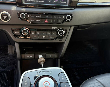 Синий Киа Niro, объемом двигателя 0 л и пробегом 110 тыс. км за 19500 $, фото 10 на Automoto.ua