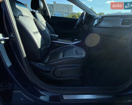 Синий Киа Niro, объемом двигателя 0 л и пробегом 129 тыс. км за 17999 $, фото 18 на Automoto.ua