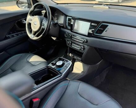 Синий Киа Niro, объемом двигателя 0 л и пробегом 40 тыс. км за 8800 $, фото 8 на Automoto.ua