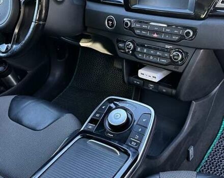 Синий Киа Niro, объемом двигателя 0 л и пробегом 182 тыс. км за 17500 $, фото 13 на Automoto.ua