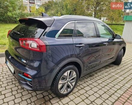 Синій Кіа Niro, об'ємом двигуна 0 л та пробігом 74 тис. км за 18200 $, фото 1 на Automoto.ua