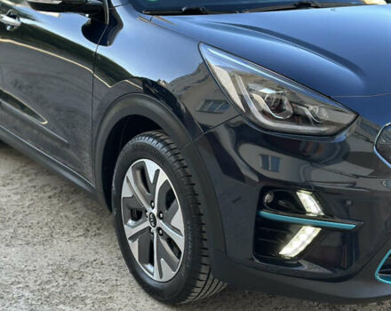 Синий Киа Niro, объемом двигателя 0 л и пробегом 155 тыс. км за 18650 $, фото 116 на Automoto.ua