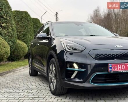 Синий Киа Niro, объемом двигателя 0 л и пробегом 172 тыс. км за 16950 $, фото 5 на Automoto.ua