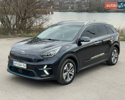 Синій Кіа Niro, об'ємом двигуна 0 л та пробігом 130 тис. км за 18455 $, фото 1 на Automoto.ua