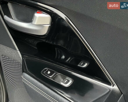 Синій Кіа Niro, об'ємом двигуна 0 л та пробігом 130 тис. км за 18455 $, фото 37 на Automoto.ua