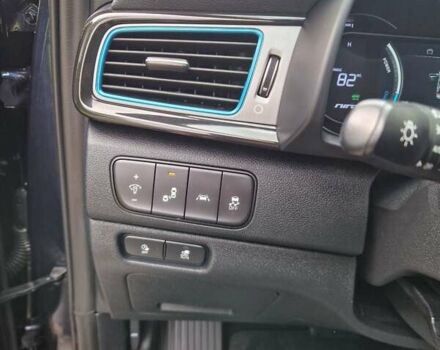 Синій Кіа Niro, об'ємом двигуна 0 л та пробігом 74 тис. км за 18200 $, фото 17 на Automoto.ua