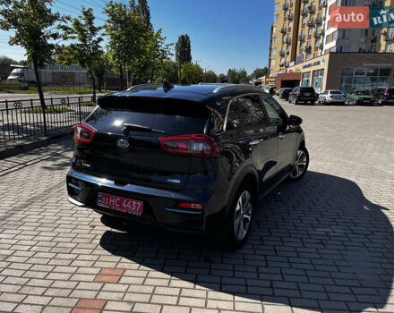 Синий Киа Niro, объемом двигателя 0 л и пробегом 64 тыс. км за 20550 $, фото 7 на Automoto.ua