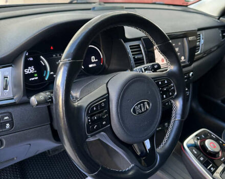 Синий Киа Niro, объемом двигателя 0 л и пробегом 155 тыс. км за 18650 $, фото 64 на Automoto.ua