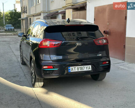 Синий Киа Niro, объемом двигателя 0 л и пробегом 155 тыс. км за 18650 $, фото 123 на Automoto.ua