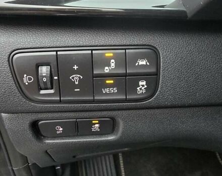 Синій Кіа Niro, об'ємом двигуна 0 л та пробігом 120 тис. км за 18770 $, фото 11 на Automoto.ua