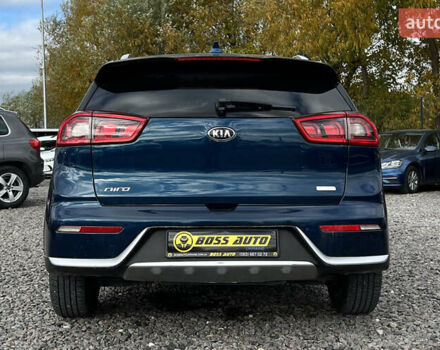 Синий Киа Niro, объемом двигателя 1.58 л и пробегом 91 тыс. км за 17650 $, фото 4 на Automoto.ua