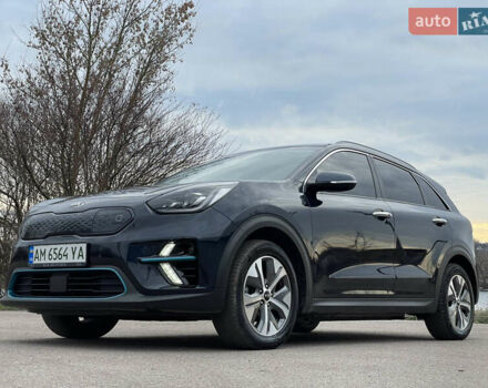 Синій Кіа Niro, об'ємом двигуна 0 л та пробігом 130 тис. км за 18455 $, фото 2 на Automoto.ua