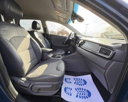Синій Кіа Niro, об'ємом двигуна 1.6 л та пробігом 41 тис. км за 7300 $, фото 7 на Automoto.ua