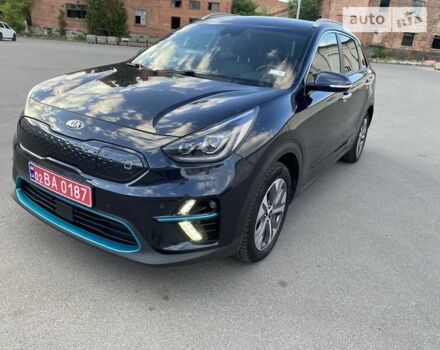 Синій Кіа Niro, об'ємом двигуна 0 л та пробігом 100 тис. км за 20600 $, фото 24 на Automoto.ua