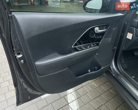 Синій Кіа Niro, об'ємом двигуна 0 л та пробігом 139 тис. км за 18500 $, фото 26 на Automoto.ua