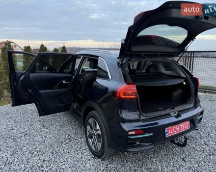 Синій Кіа Niro, об'ємом двигуна 0 л та пробігом 81 тис. км за 19350 $, фото 93 на Automoto.ua