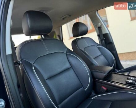 Синий Киа Niro, объемом двигателя 0 л и пробегом 78 тыс. км за 20950 $, фото 96 на Automoto.ua