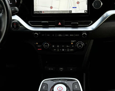 Синій Кіа Niro, об'ємом двигуна 0 л та пробігом 130 тис. км за 18990 $, фото 50 на Automoto.ua