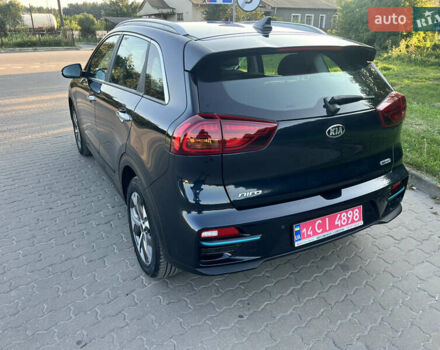 Синій Кіа Niro, об'ємом двигуна 0 л та пробігом 112 тис. км за 19500 $, фото 6 на Automoto.ua