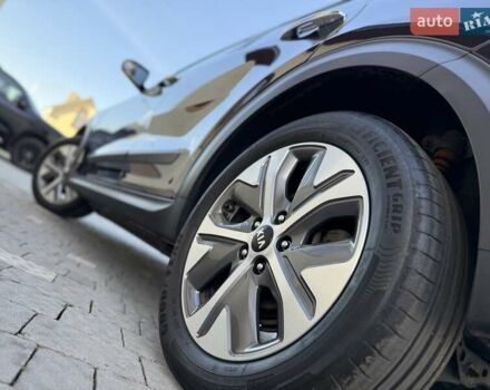 Синий Киа Niro, объемом двигателя 0 л и пробегом 78 тыс. км за 20950 $, фото 54 на Automoto.ua