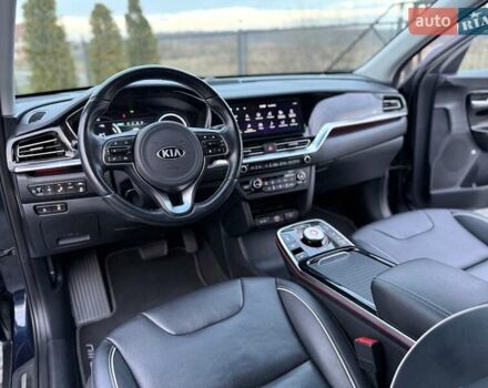 Синій Кіа Niro, об'ємом двигуна 0 л та пробігом 81 тис. км за 19350 $, фото 68 на Automoto.ua