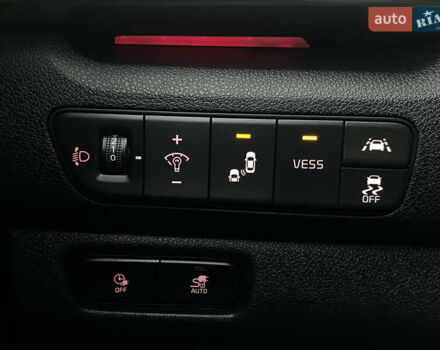 Синій Кіа Niro, об'ємом двигуна 0 л та пробігом 138 тис. км за 21200 $, фото 41 на Automoto.ua