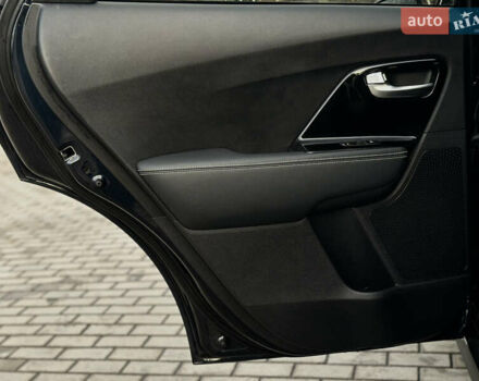 Синій Кіа Niro, об'ємом двигуна 0 л та пробігом 130 тис. км за 18990 $, фото 44 на Automoto.ua