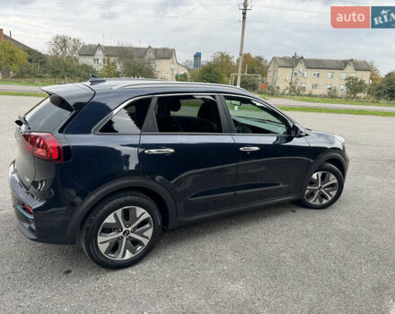 Синий Киа Niro, объемом двигателя 0 л и пробегом 156 тыс. км за 18800 $, фото 22 на Automoto.ua