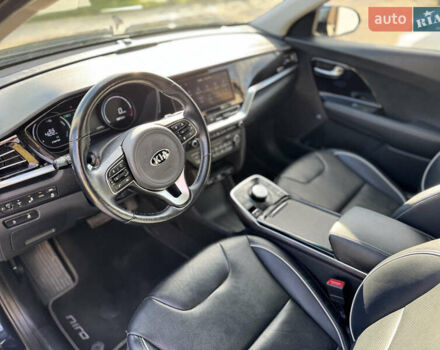 Синий Киа Niro, объемом двигателя 0 л и пробегом 129 тыс. км за 19062 $, фото 6 на Automoto.ua