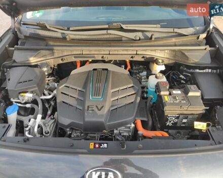 Синій Кіа Niro, об'ємом двигуна 0 л та пробігом 120 тис. км за 19890 $, фото 46 на Automoto.ua