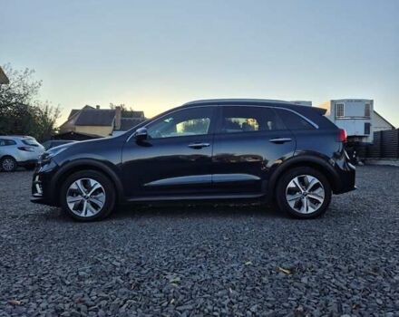 Синий Киа Niro, объемом двигателя 0 л и пробегом 143 тыс. км за 18999 $, фото 1 на Automoto.ua