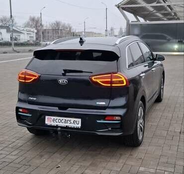 Синий Киа Niro, объемом двигателя 0 л и пробегом 113 тыс. км за 19528 $, фото 2 на Automoto.ua