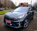 Синій Кіа Niro, об'ємом двигуна 0 л та пробігом 150 тис. км за 18000 $, фото 1 на Automoto.ua