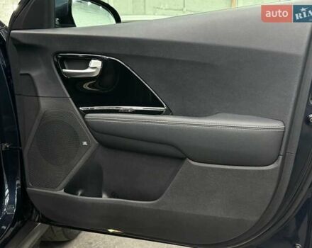 Синій Кіа Niro, об'ємом двигуна 0 л та пробігом 130 тис. км за 19071 $, фото 25 на Automoto.ua