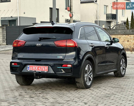 Синій Кіа Niro, об'ємом двигуна 0 л та пробігом 130 тис. км за 18990 $, фото 9 на Automoto.ua