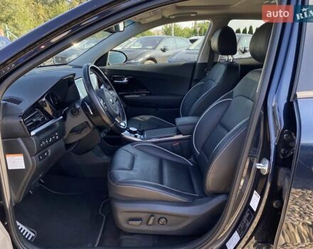 Киа Niro 2020 в Львове на Automoto.ua Синий Киа Niro, объемом двигателя 0 л и пробегом 48 тыс. км за 23700 $, фото 21 на Automoto.ua