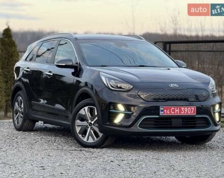 Синій Кіа Niro, об'ємом двигуна 0 л та пробігом 81 тис. км за 19350 $, фото 4 на Automoto.ua