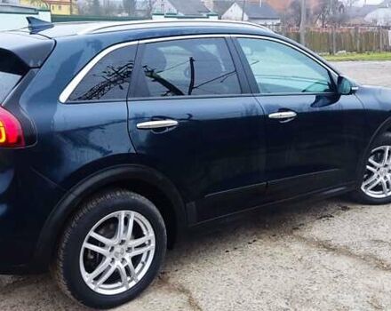 Синий Киа Niro, объемом двигателя 0 л и пробегом 137 тыс. км за 19470 $, фото 9 на Automoto.ua
