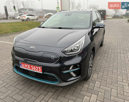 Синій Кіа Niro, об'ємом двигуна 0 л та пробігом 158 тис. км за 18600 $, фото 6 на Automoto.ua