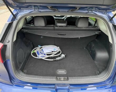 Синій Кіа Niro, об'ємом двигуна 0 л та пробігом 56 тис. км за 16000 $, фото 15 на Automoto.ua