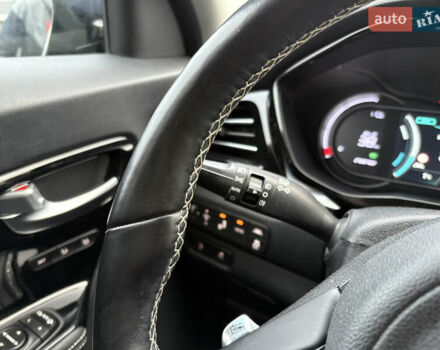 Синий Киа Niro, объемом двигателя 0 л и пробегом 101 тыс. км за 19900 $, фото 51 на Automoto.ua