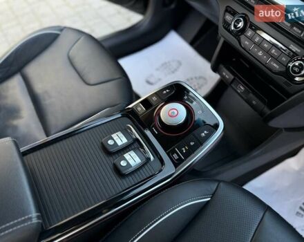Синий Киа Niro, объемом двигателя 0 л и пробегом 78 тыс. км за 20950 $, фото 93 на Automoto.ua