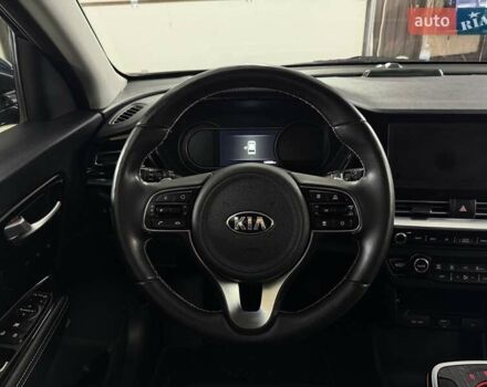 Синій Кіа Niro, об'ємом двигуна 0 л та пробігом 144 тис. км за 18799 $, фото 29 на Automoto.ua