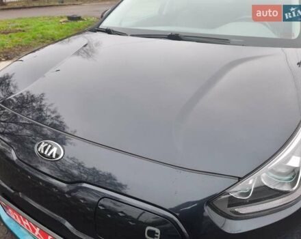 Синій Кіа Niro, об'ємом двигуна 0 л та пробігом 150 тис. км за 18000 $, фото 18 на Automoto.ua