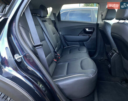 Синій Кіа Niro, об'ємом двигуна 0 л та пробігом 76 тис. км за 22900 $, фото 107 на Automoto.ua