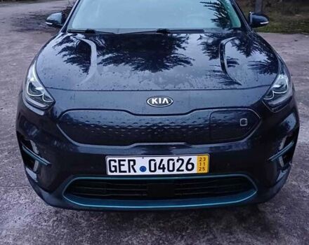 Синій Кіа Niro, об'ємом двигуна 0 л та пробігом 157 тис. км за 17800 $, фото 3 на Automoto.ua
