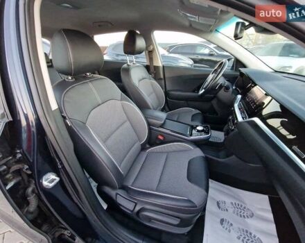 Синий Киа Niro, объемом двигателя 0 л и пробегом 168 тыс. км за 19300 $, фото 39 на Automoto.ua