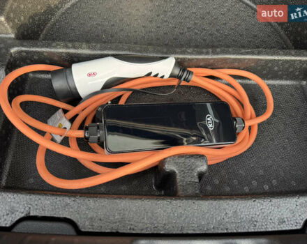 Синий Киа Niro, объемом двигателя 0 л и пробегом 156 тыс. км за 18900 $, фото 42 на Automoto.ua